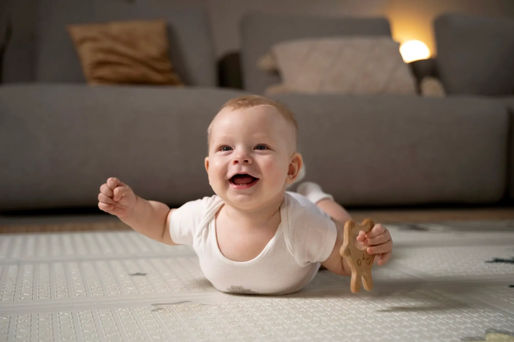 sensory-play-bayi-5-bulan
