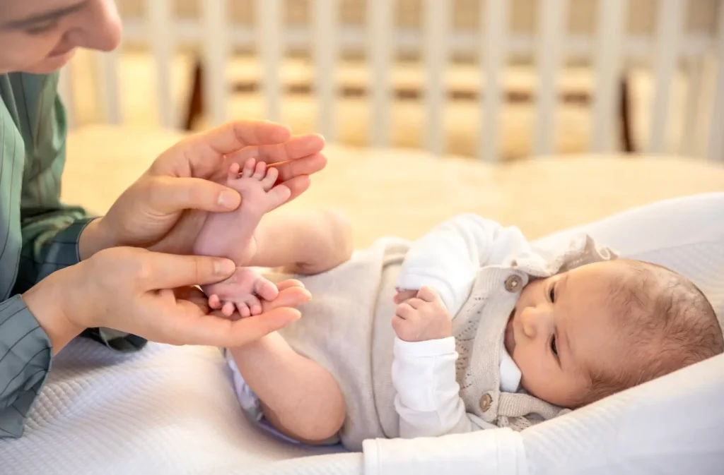 waktu-terbaik-sensory-play-bayi-3-bulan